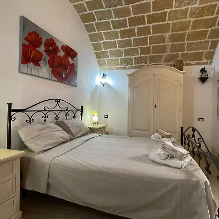 White Holiday home Gallipoli